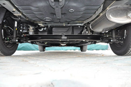 2013款北京汽车E130手动乐活型