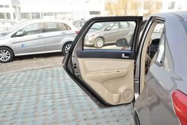 2013款北京汽车E130手动乐活型