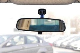 2013款北京汽车E130手动乐活型