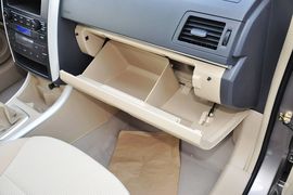 2013款北京汽车E130手动乐活型