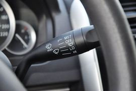 2013款北京汽车E130手动乐活型