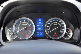 2013款北京汽车E130手动乐活型