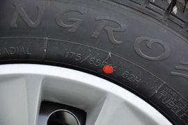 2013款北京汽车E130手动乐活型