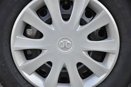 2013款北京汽车E130手动乐活型