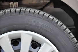 2013款北京汽车E130手动乐活型