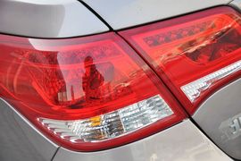 2013款北京汽车E130手动乐活型
