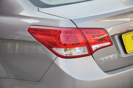 2013款北京汽车E130手动乐活型