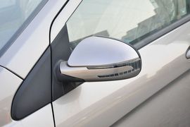 2013款北京汽车E130手动乐活型