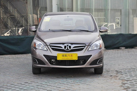 2013款北京汽车E130手动乐活型
