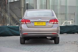 2013款北京汽车E130手动乐活型