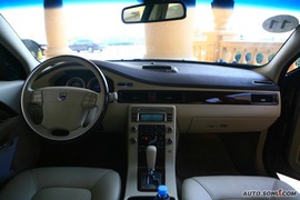 S80L内饰