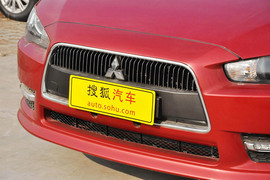 2013款三菱翼神风尚版1.6L手动经典型