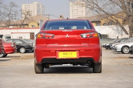 2013款三菱翼神风尚版1.6L手动经典型