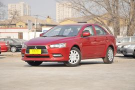 2013款三菱翼神风尚版1.6L手动经典型