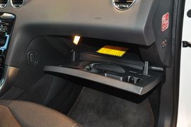2013款标致308SW
