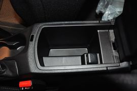 2013款标致308SW