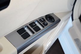 2013款吉利帝豪EC7