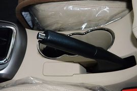 2013款吉利帝豪EC7