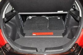 2013款吉利帝豪EC7-RV