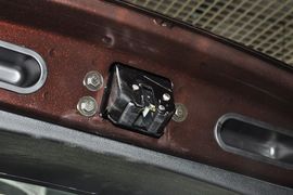 2013款吉利帝豪EC7-RV