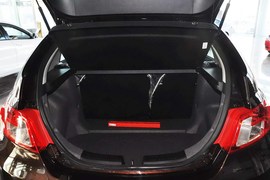 2013款吉利帝豪EC7-RV