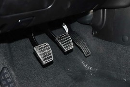 2013款吉利帝豪EC7-RV