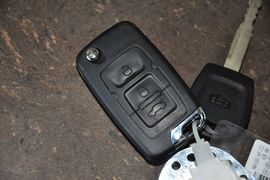 2013款吉利帝豪EC7-RV