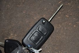 2013款吉利帝豪EC7-RV