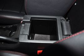 2013款吉利帝豪EC7-RV