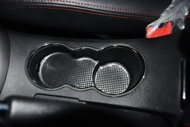 2013款吉利帝豪EC7-RV