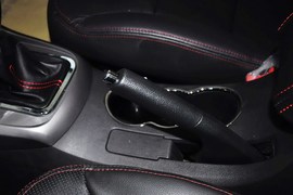 2013款吉利帝豪EC7-RV