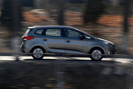 2013款起亚新佳乐2.0L自动舒适版7座深测