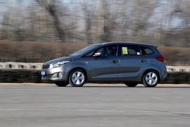 2013款起亚新佳乐2.0L自动舒适版7座深测