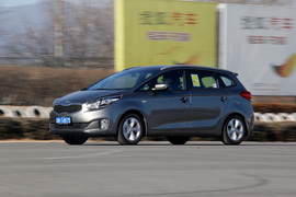 2013款起亚新佳乐2.0L自动舒适版7座深测