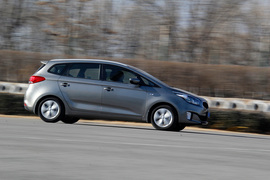 2013款起亚新佳乐2.0L自动舒适版7座深测