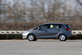 2013款起亚新佳乐2.0L自动舒适版7座深测