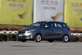 2013款起亚新佳乐2.0L自动舒适版7座深测