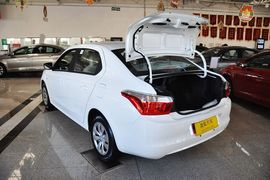 2014款雪铁龙全新爱丽舍1.6L手自一体时尚型