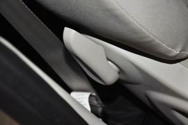 2014款雪铁龙全新爱丽舍1.6L手自一体时尚型