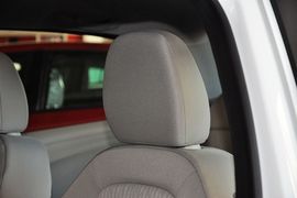 2014款雪铁龙全新爱丽舍1.6L手自一体时尚型