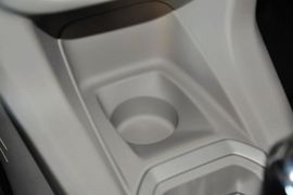 2014款雪铁龙全新爱丽舍1.6L手自一体时尚型