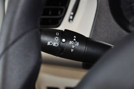 2014款雪铁龙全新爱丽舍1.6L手自一体时尚型