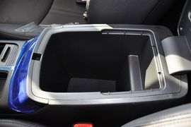 2013款起亚索兰托2.2T柴油四驱豪华版7座