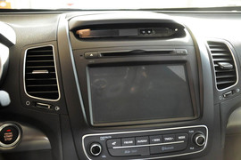 2013款起亚索兰托2.2T柴油四驱豪华版7座