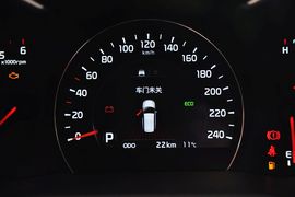 2013款起亚索兰托2.2T柴油四驱豪华版7座