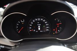 2013款起亚索兰托2.2T柴油四驱豪华版7座