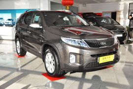 2013款起亚索兰托2.2T柴油四驱豪华版7座