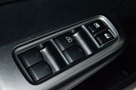 2012款斯巴鲁森林人2.0