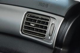 2012款斯巴鲁森林人2.0