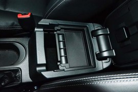 2013款斯巴鲁森林人2.5i精英版